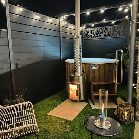 La Cabane Spa Saint-Laurent-d'Andenay Εξωτερικό φωτογραφία