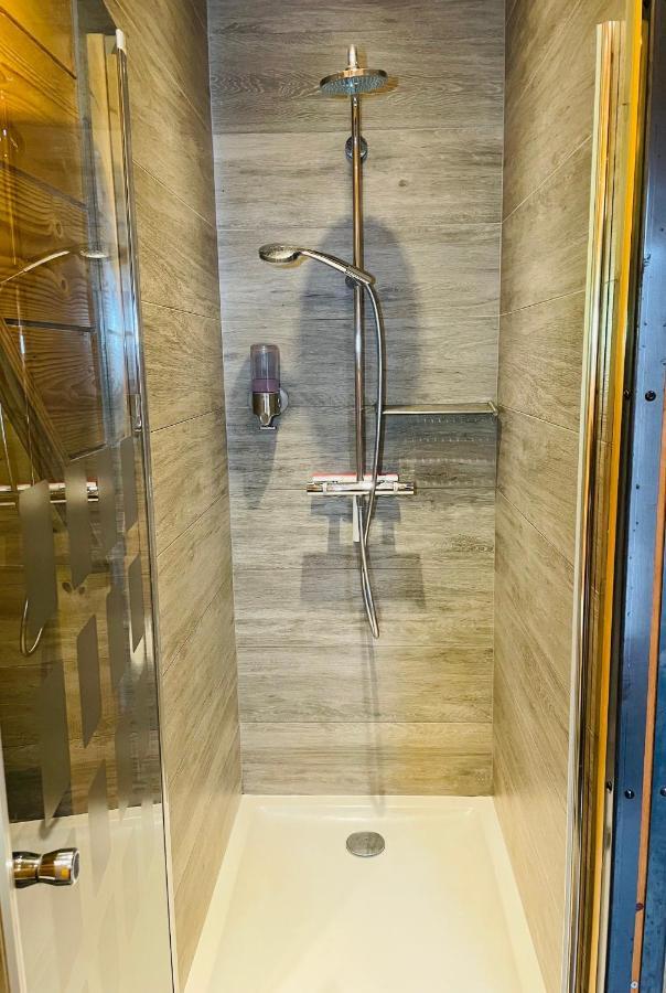 La Cabane Spa Saint-Laurent-d'Andenay Εξωτερικό φωτογραφία