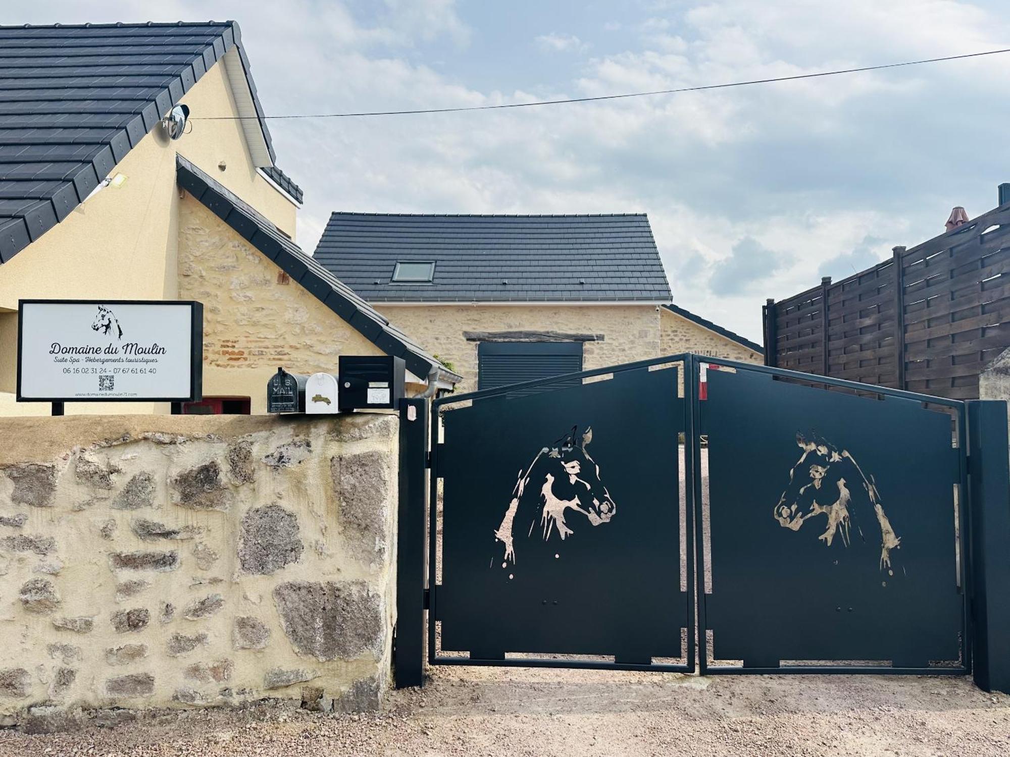 La Cabane Spa Saint-Laurent-d'Andenay Εξωτερικό φωτογραφία